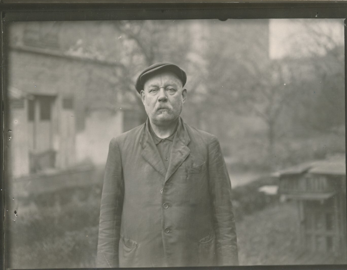 Monsieur DANELLY ouvrier fondeur inventeur 3 photos photographies époque 1937