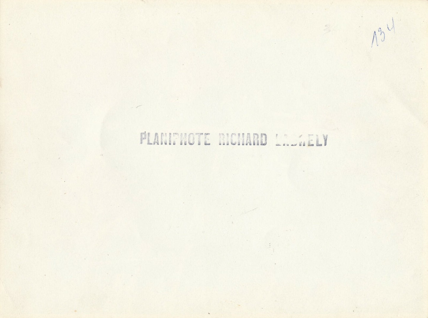 Photo aérienne Attr. Roger HENRARD photo photographie Tocadéro Eiffel Paris