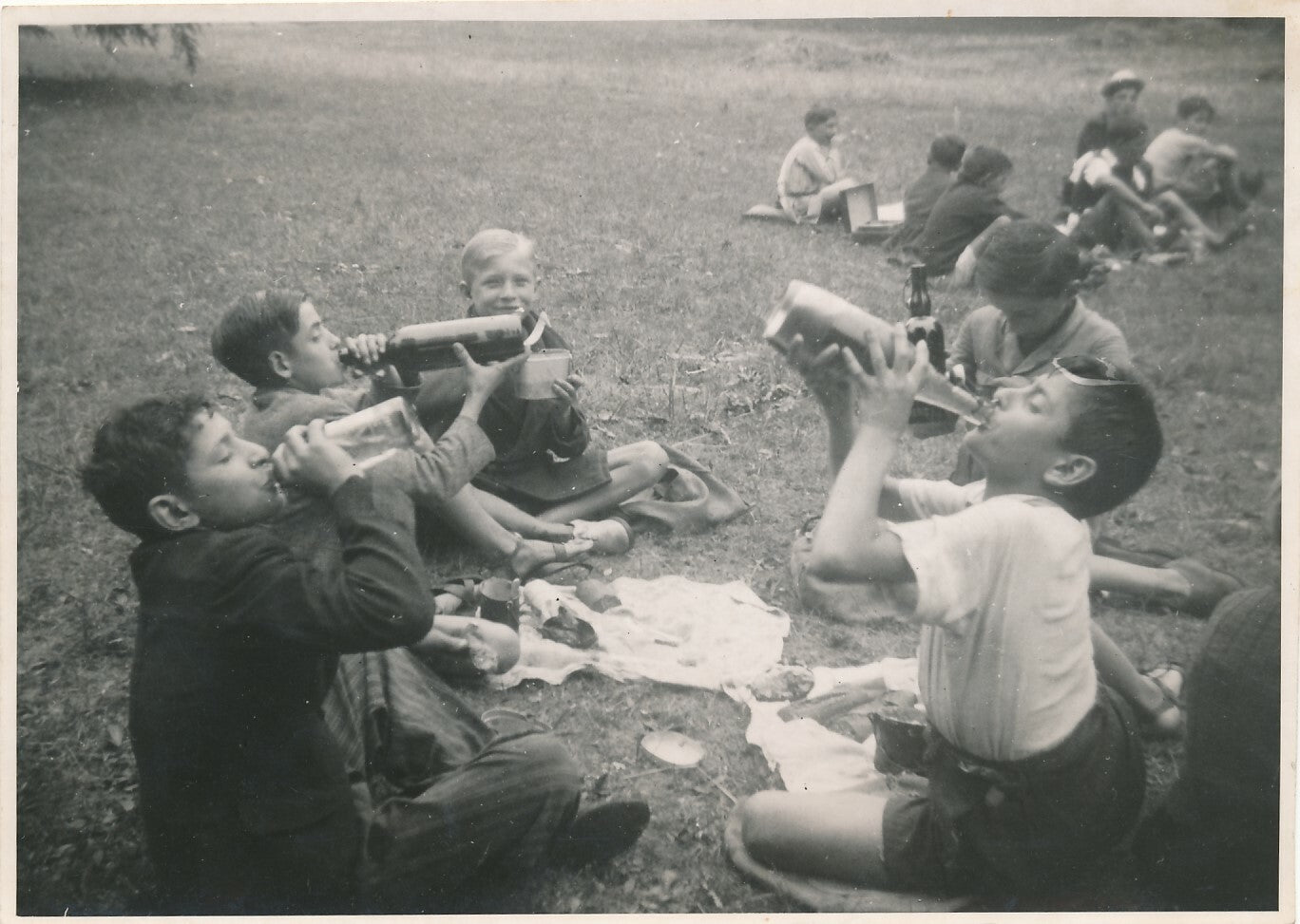 COLONIE VACANCES 8 photographies argentique époque 1943-1945 scout scoutisme
