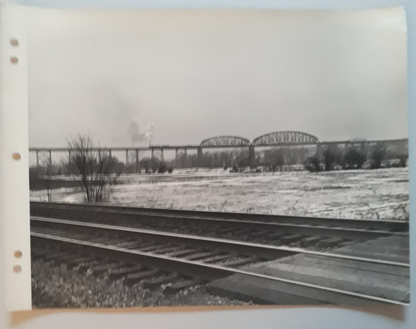 Pont et chemin de fer tirage argentique époque années 1950 Etats-Unis photo