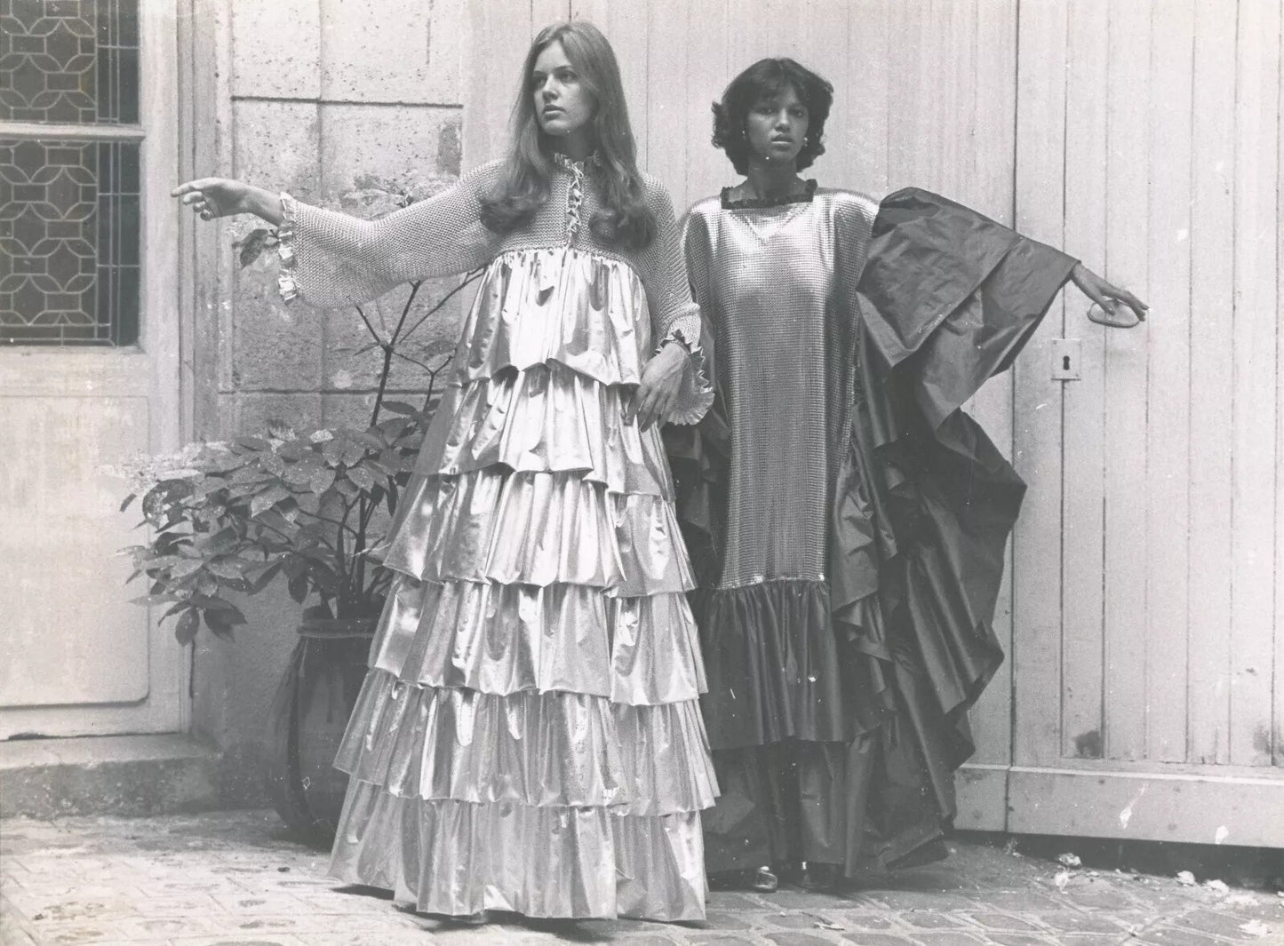 5 photos mode insolite fashion coiffure mode lunaire Rabanne Esterel Madi Lanier