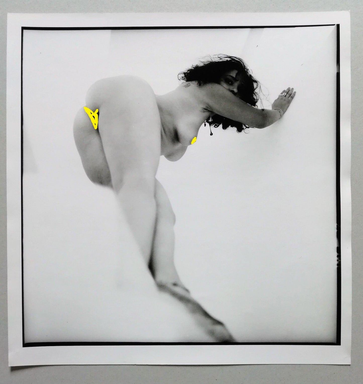 Photographie Etude, fesses tirage époque années 1980 corps jambes