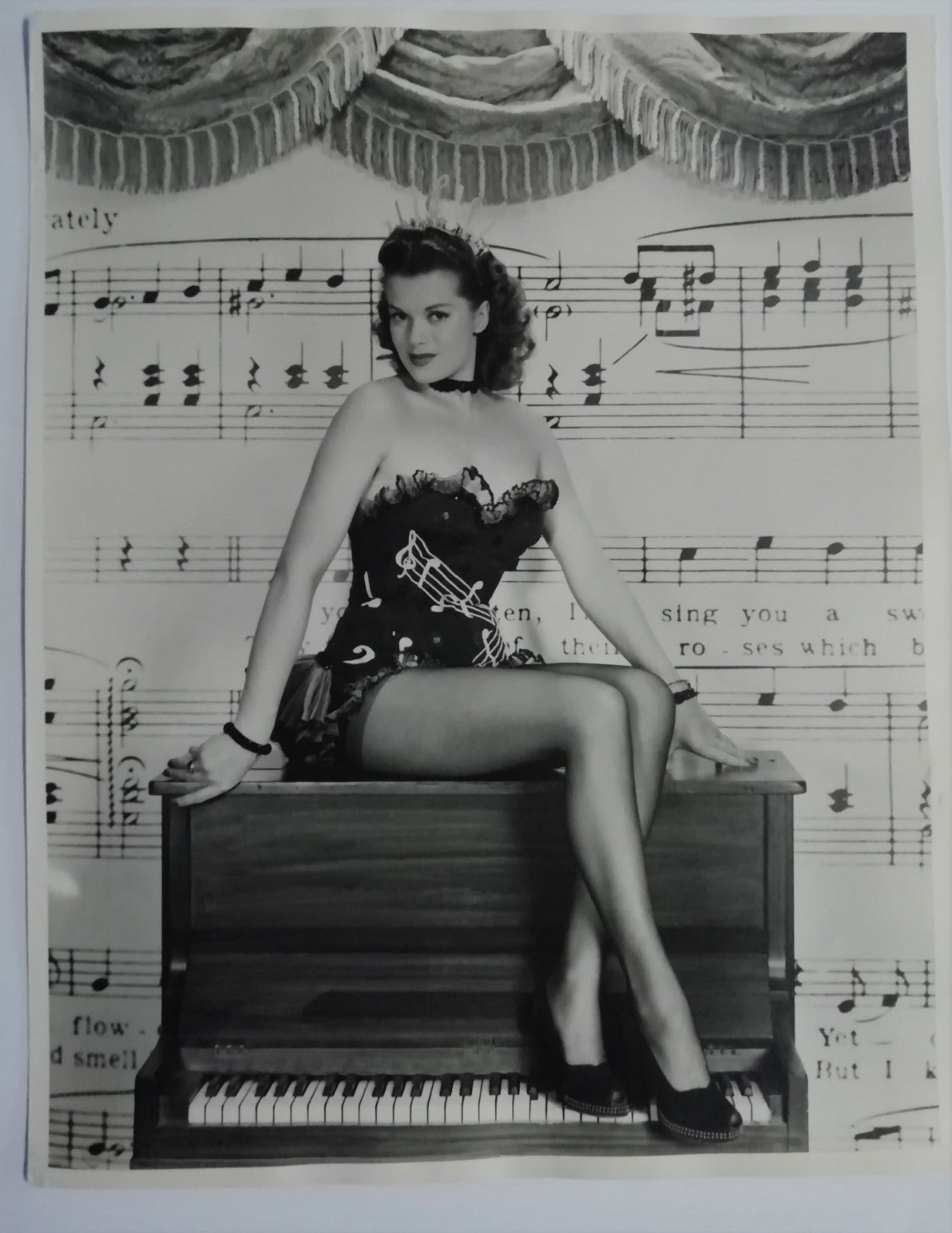 Janis PAIGE (1922), actrice photographe argentique époque v. 1940 photographie