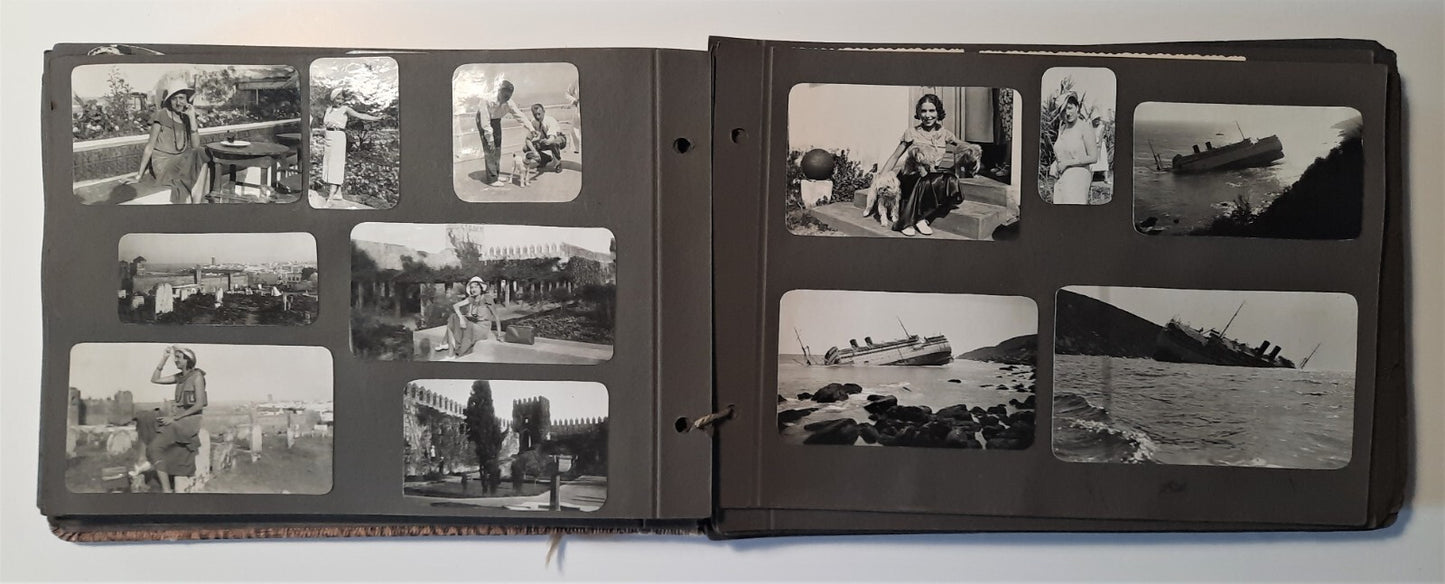 2 album photos illustrant la vie d'une femme (1920-1960) snapshots amateur