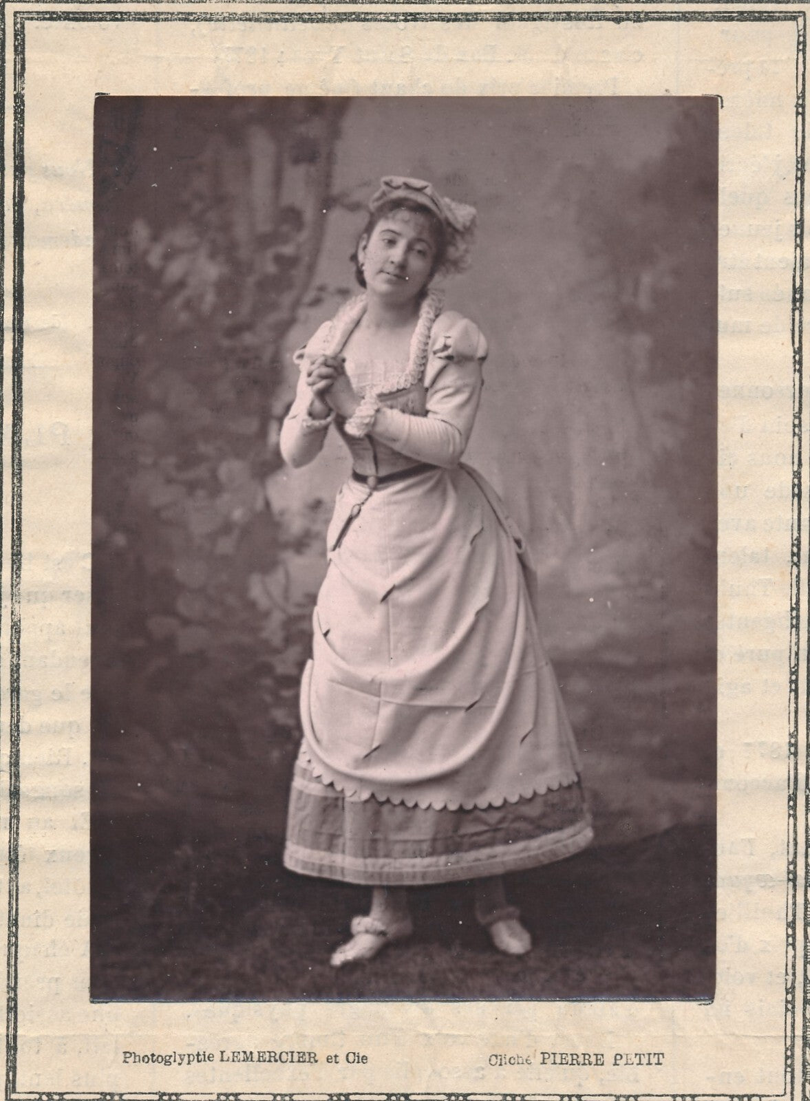 Louise THUILLIER épouse Monard photoglyptie portrait peintre photo