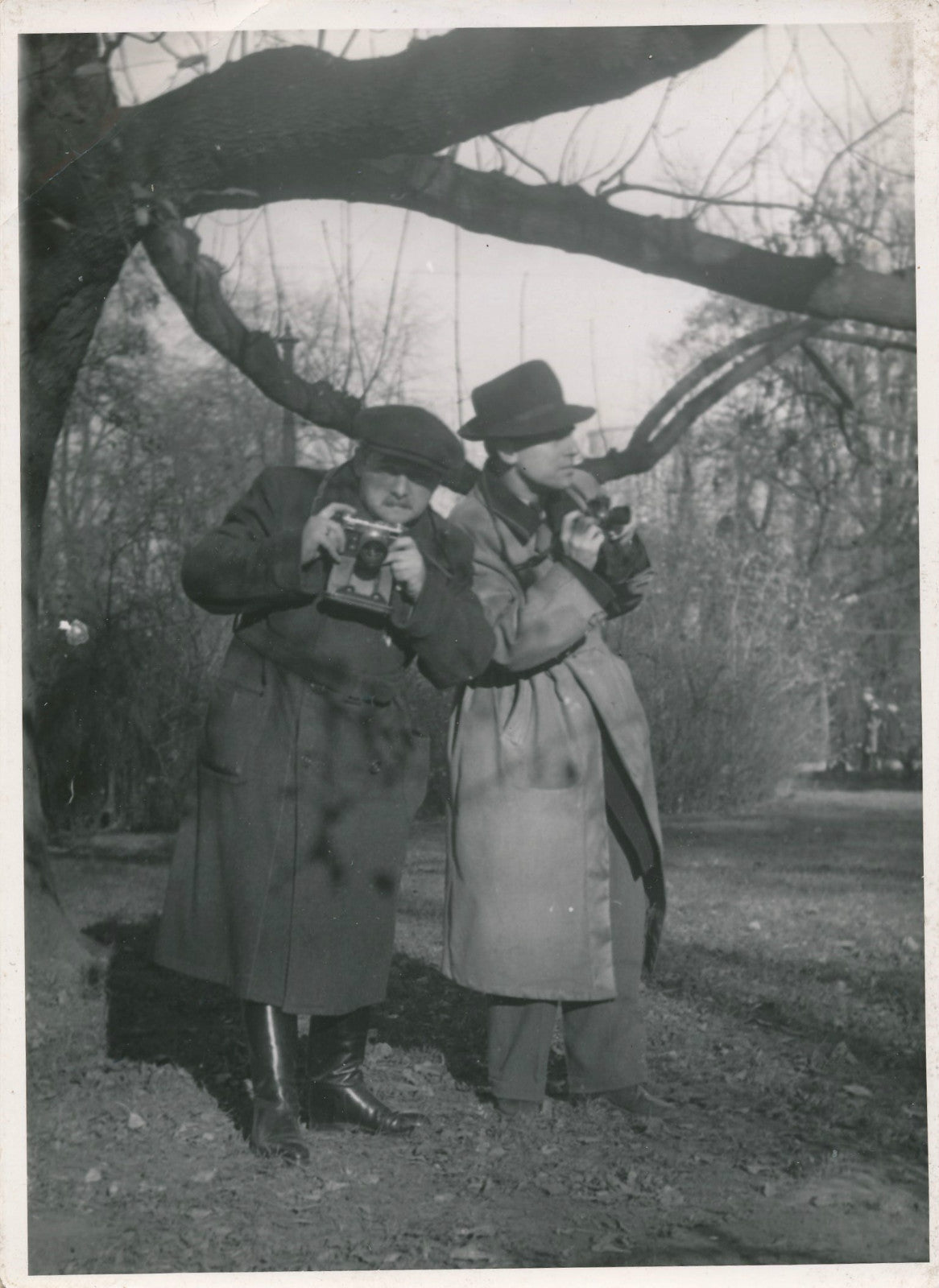 Jeu de photographes amateur 2 tirages argentiques d'époque