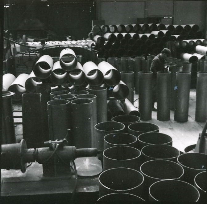 Photo Industrie gaz bonbonne ouvrier métier 6 contacts 6 x 6 cm années 70