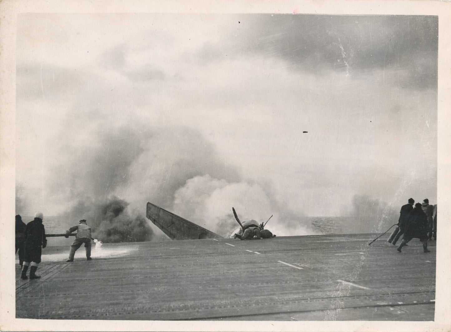 Accident appontage avion 1945, armée anglaise photo photographie presse