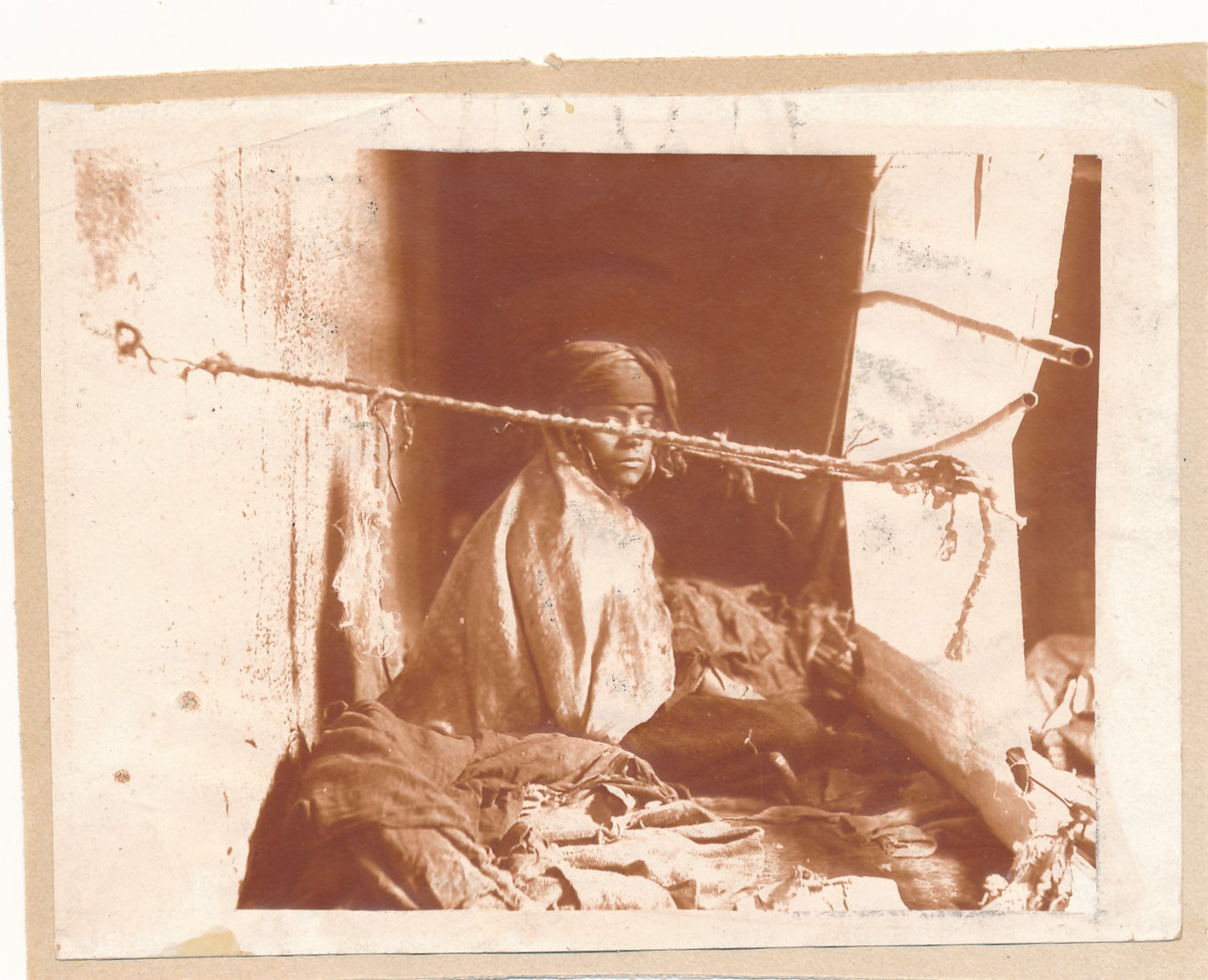 portrait Algérie algérienne femme habitation photo photographie v. 1900