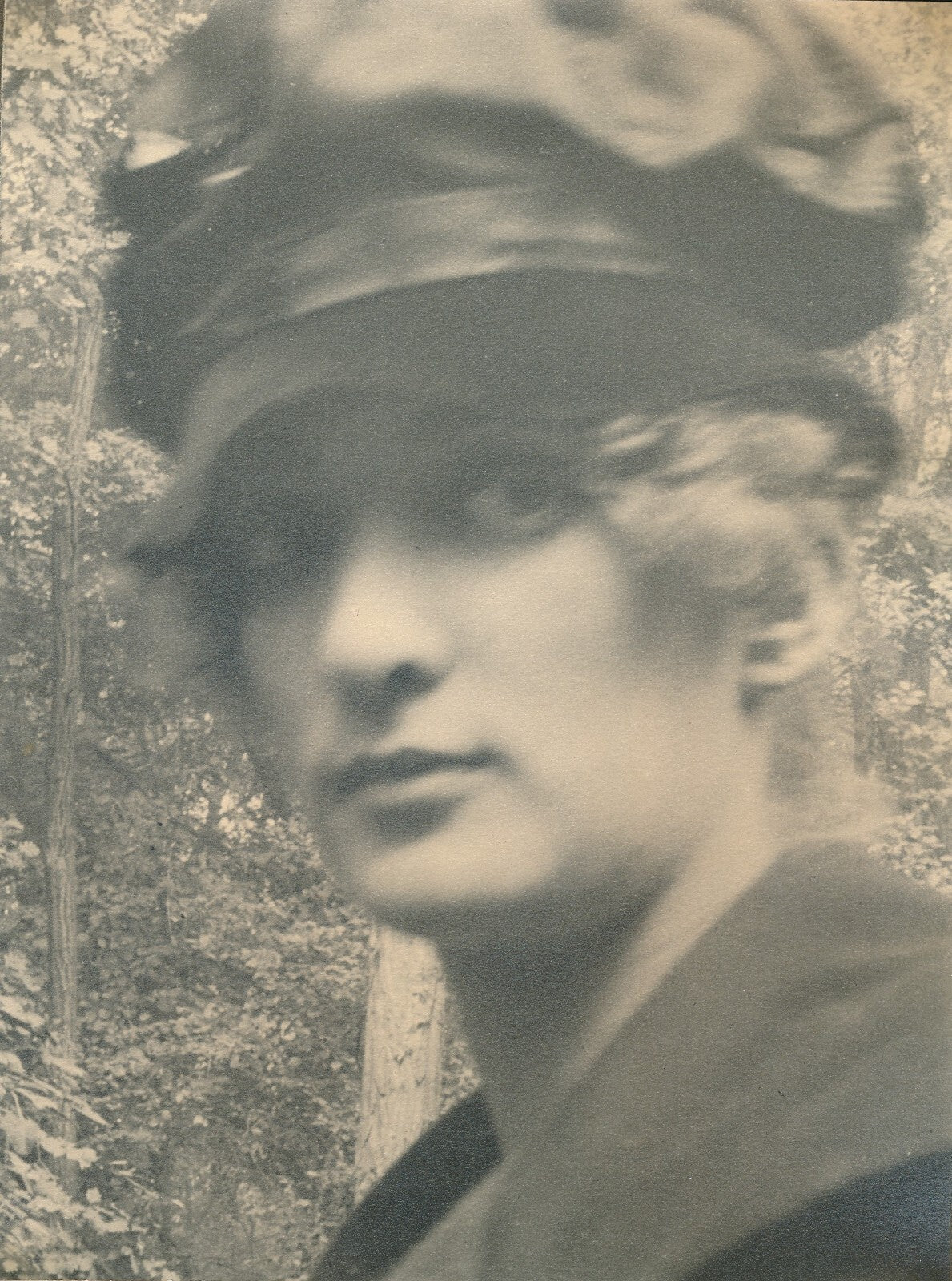 Suite élégante 2 album photos avec 42 portraits jeunes filles v. 1930-40