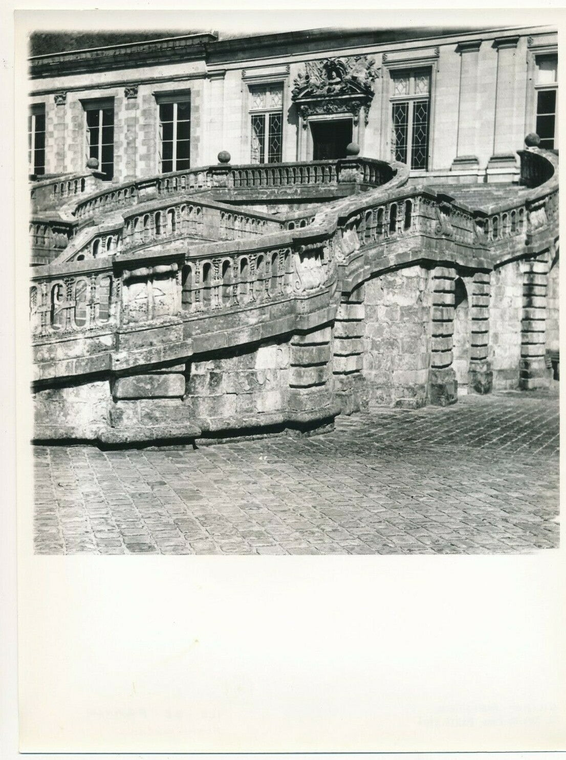 Fontainebleau photo photographie château escalier v. 1950