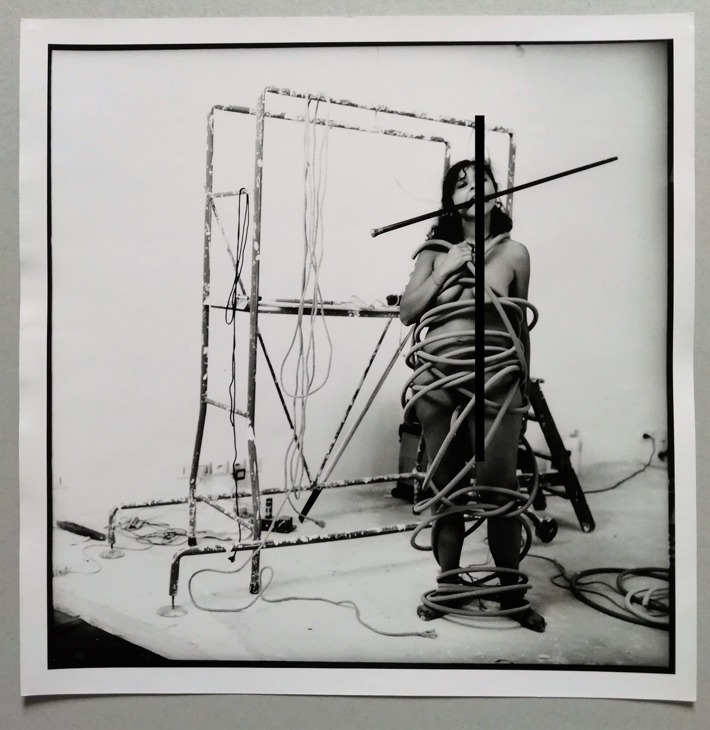 Photographie Etude tuyau bondage tirage époque années 1980