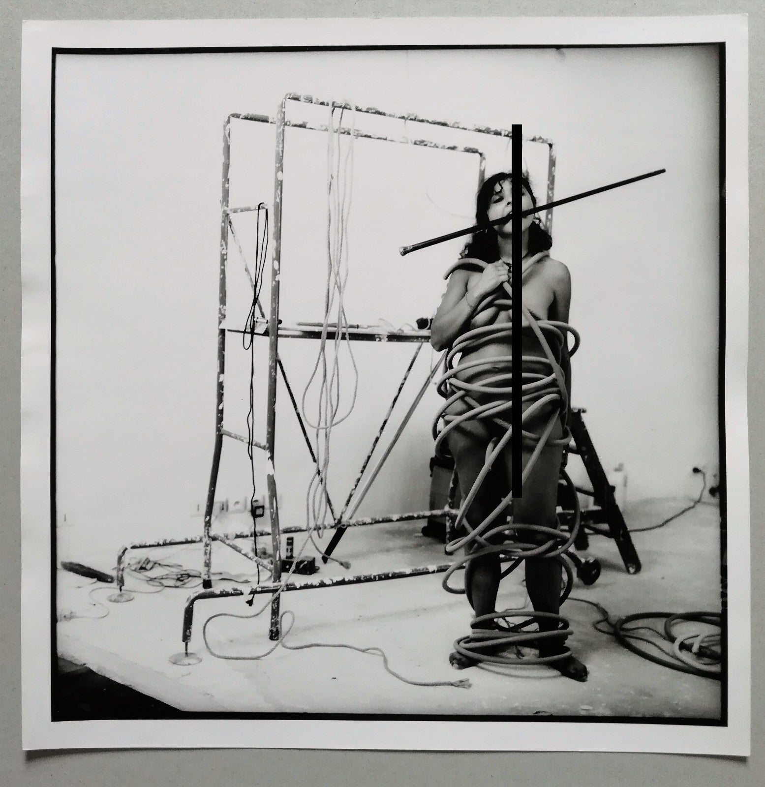 Photographie Etude tuyau bondage tirage époque années 1980