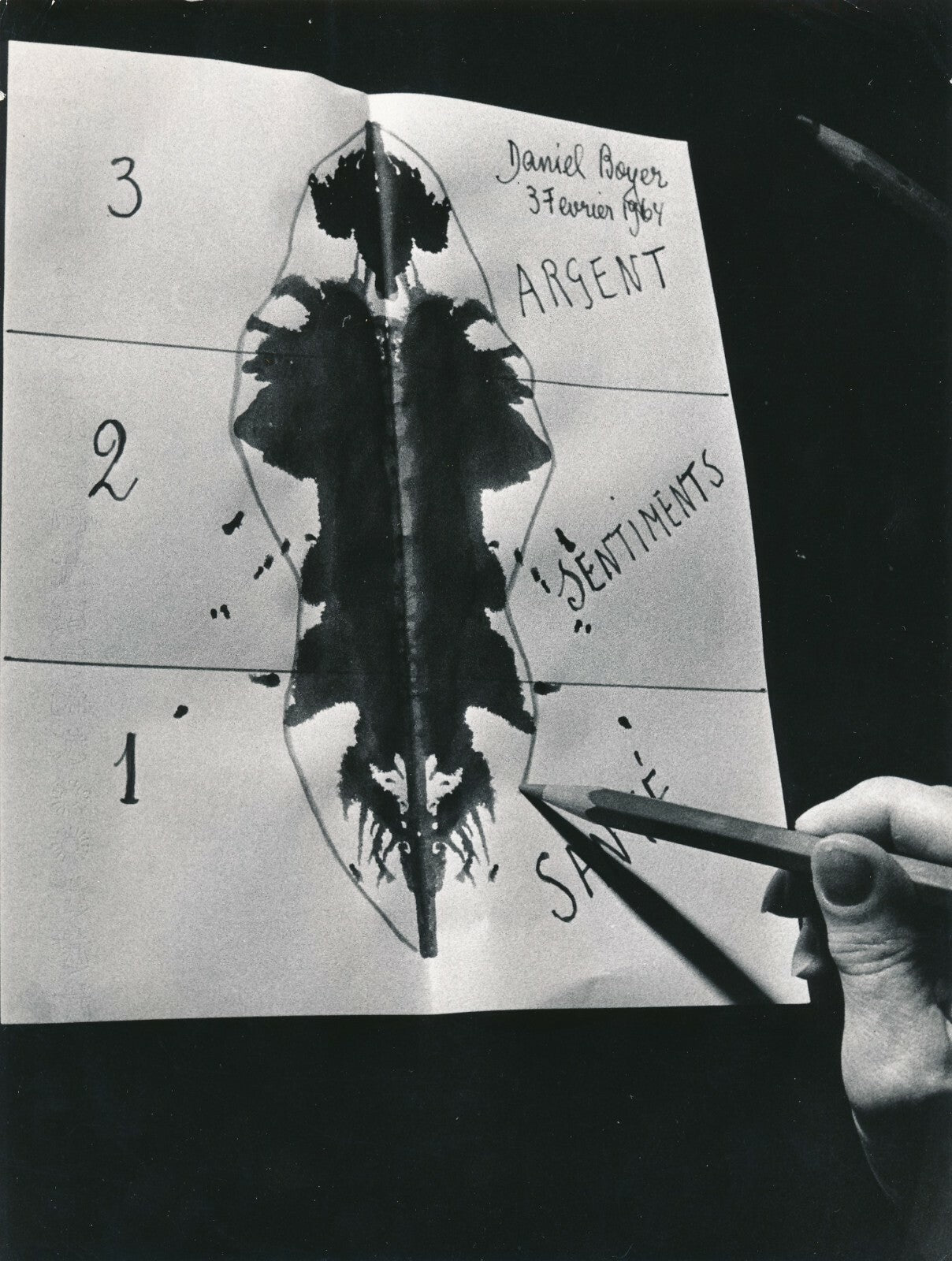 Encromancie : lire l’avenir dans les taches d’encre 2 tirages photo photographie