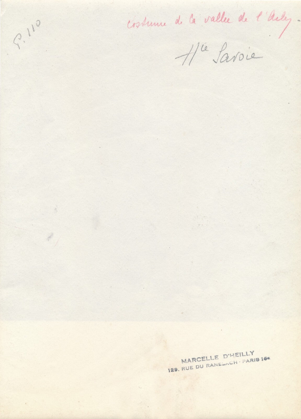 Marcelle d’HEILLY costume reportage Haute Savoie vallée Ailes photo photographie