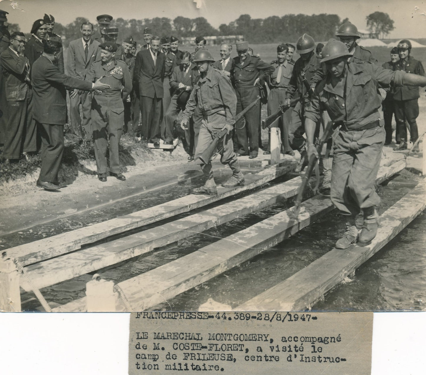 Maréchal Montgomery photographie photo époque France 1947 Frileuse militaire