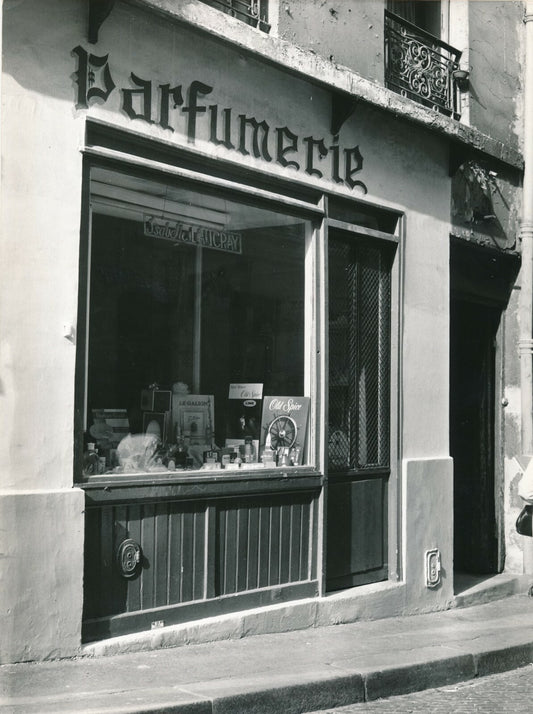 Parfumerie rue Blainville Paris Isabelle Lancray photo photographie vintage