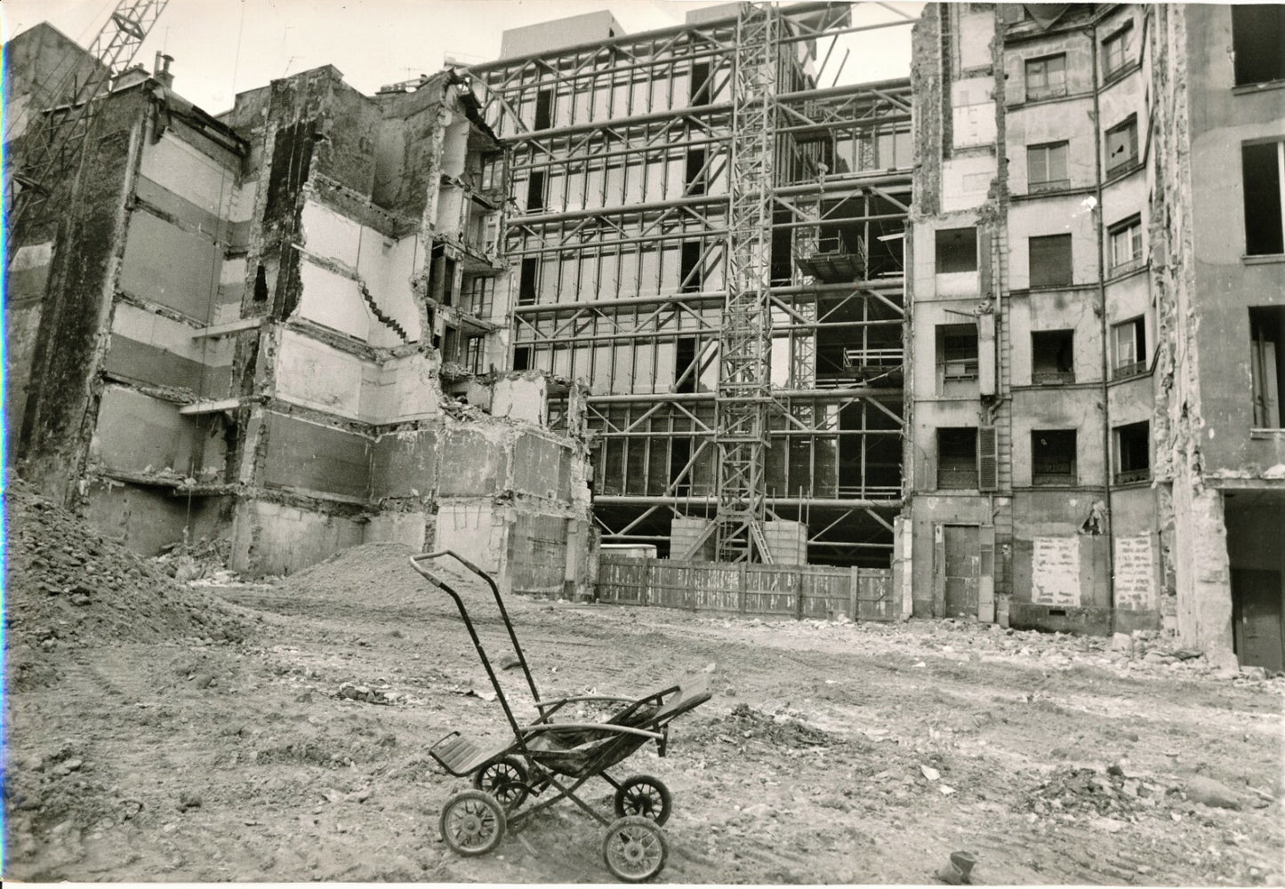 Paris Plateau Beaubourg destruction photo argentique époque Laurent Maous