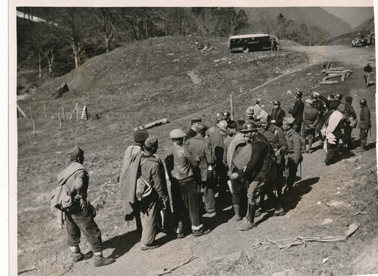 Guerre civile Espagne réfugiés Pyrénées v. 1937 frontière photo photographie