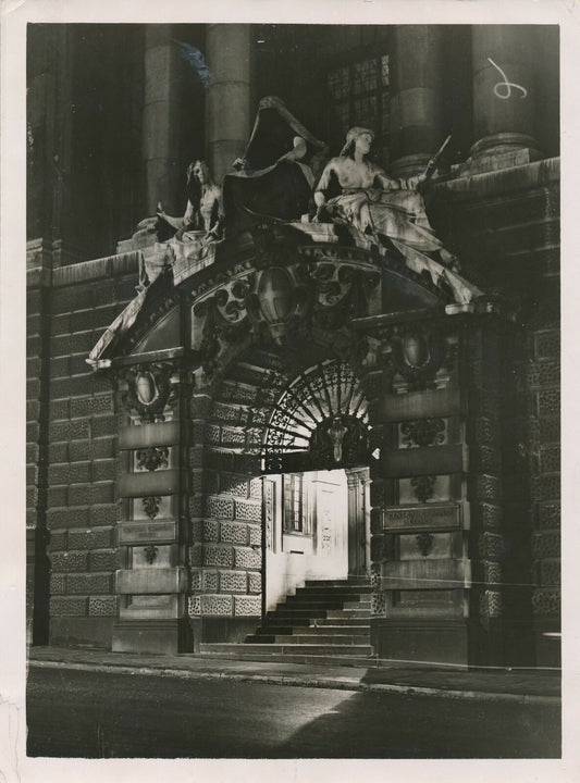 Entrée Central Criminal Court Londres photo photographie époque nuit 1936