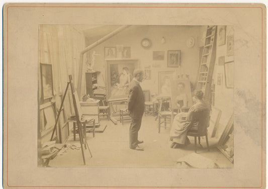 Intérieur atelier, femme peintre, XIXe siècle albumine photo photographie