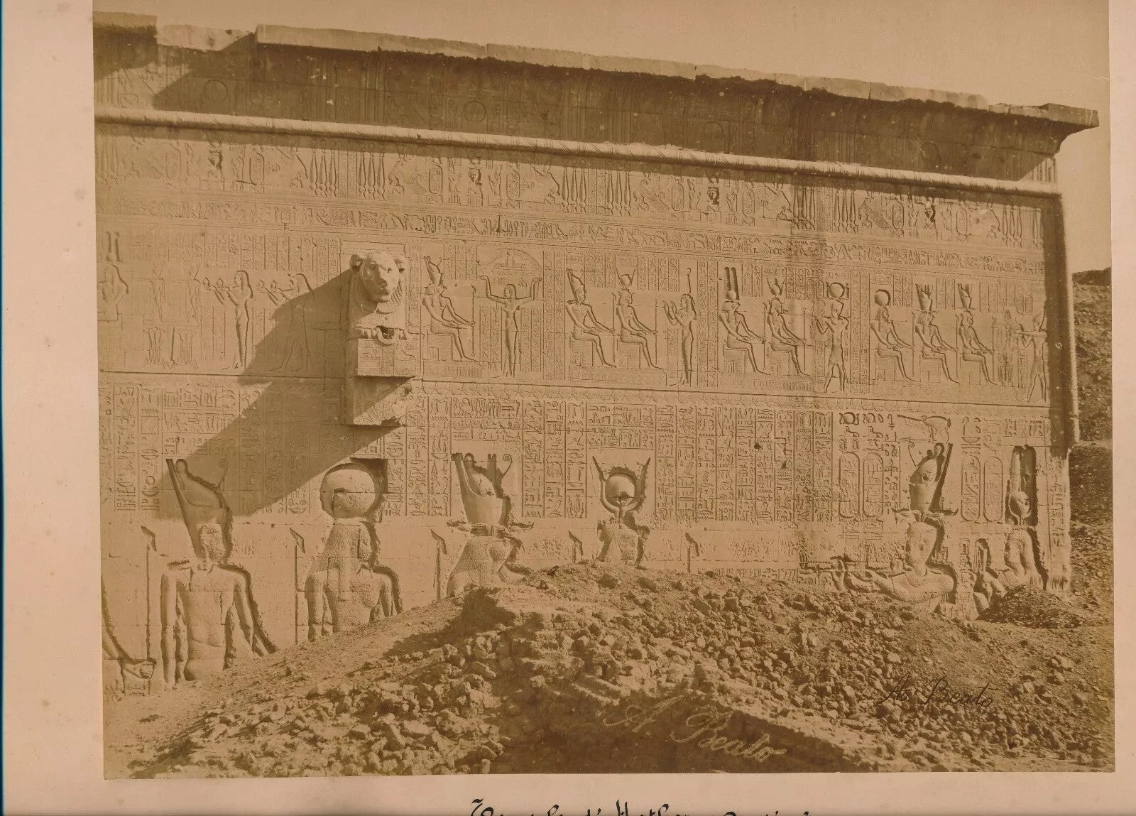 Beato 2 photo égypte Photographie  temple Hathor pylône Karnak albumine