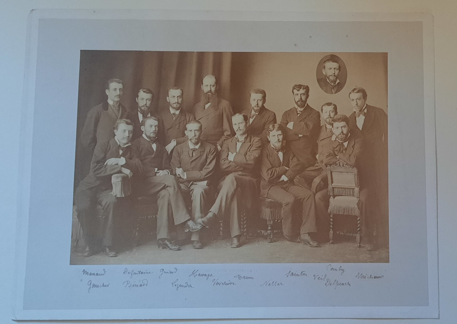 Hôpital Saint-Antoine photographie groupe médecins 1882 Damalex Peraire Terrier