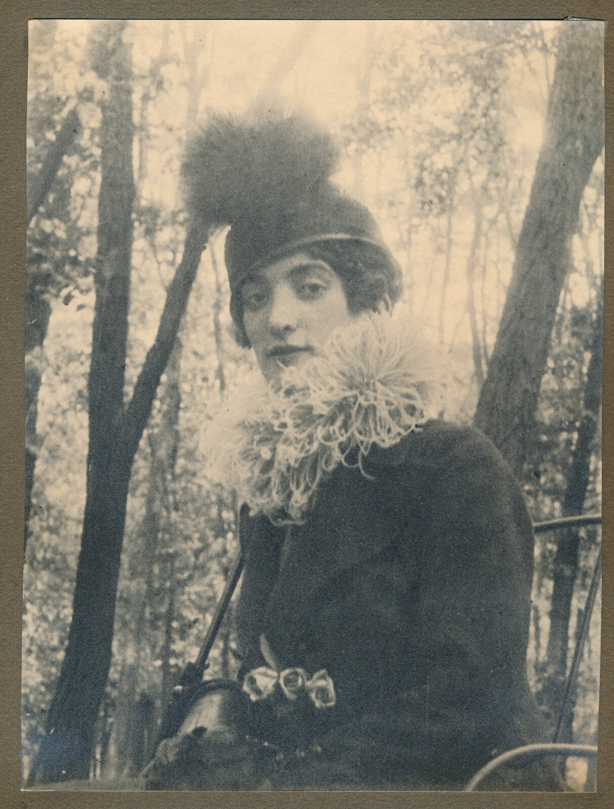 Suite élégante 2 album photos avec 42 portraits jeunes filles v. 1930-40