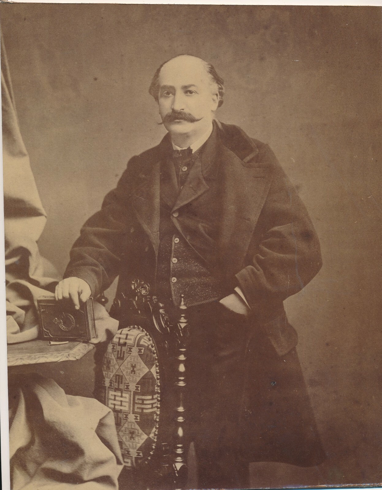 6 portraits hommes 1880-1890 3 albumines 3 photoglypties photographie photo