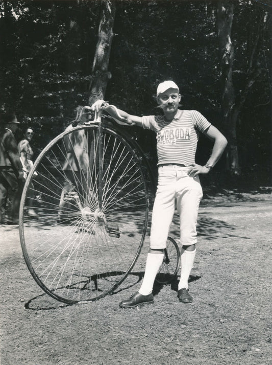 Cycle ancien le grand-bi vers 1910 photo photographie postérieur