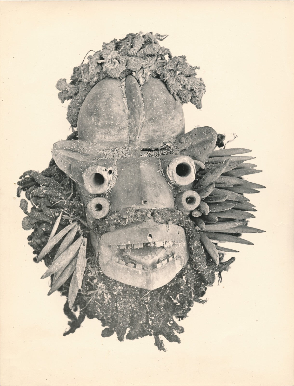 2 masque art brut art singulier tirage étpoque v. 1960-1970