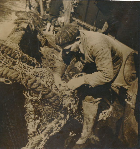 Pêcheurs travail bateau morue Terre-Neuvas Terre Neuve filet photo photographie