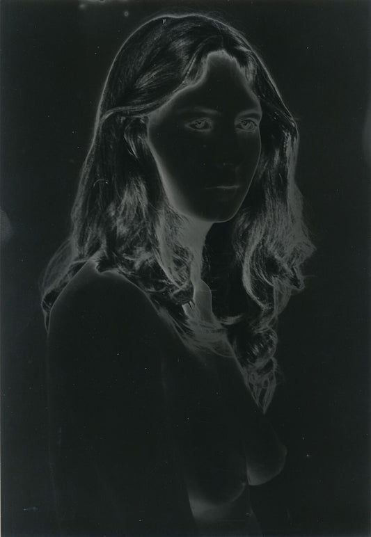 Étude nu anonyme amateur solarisation photo photographie v. 1980 sexy femme