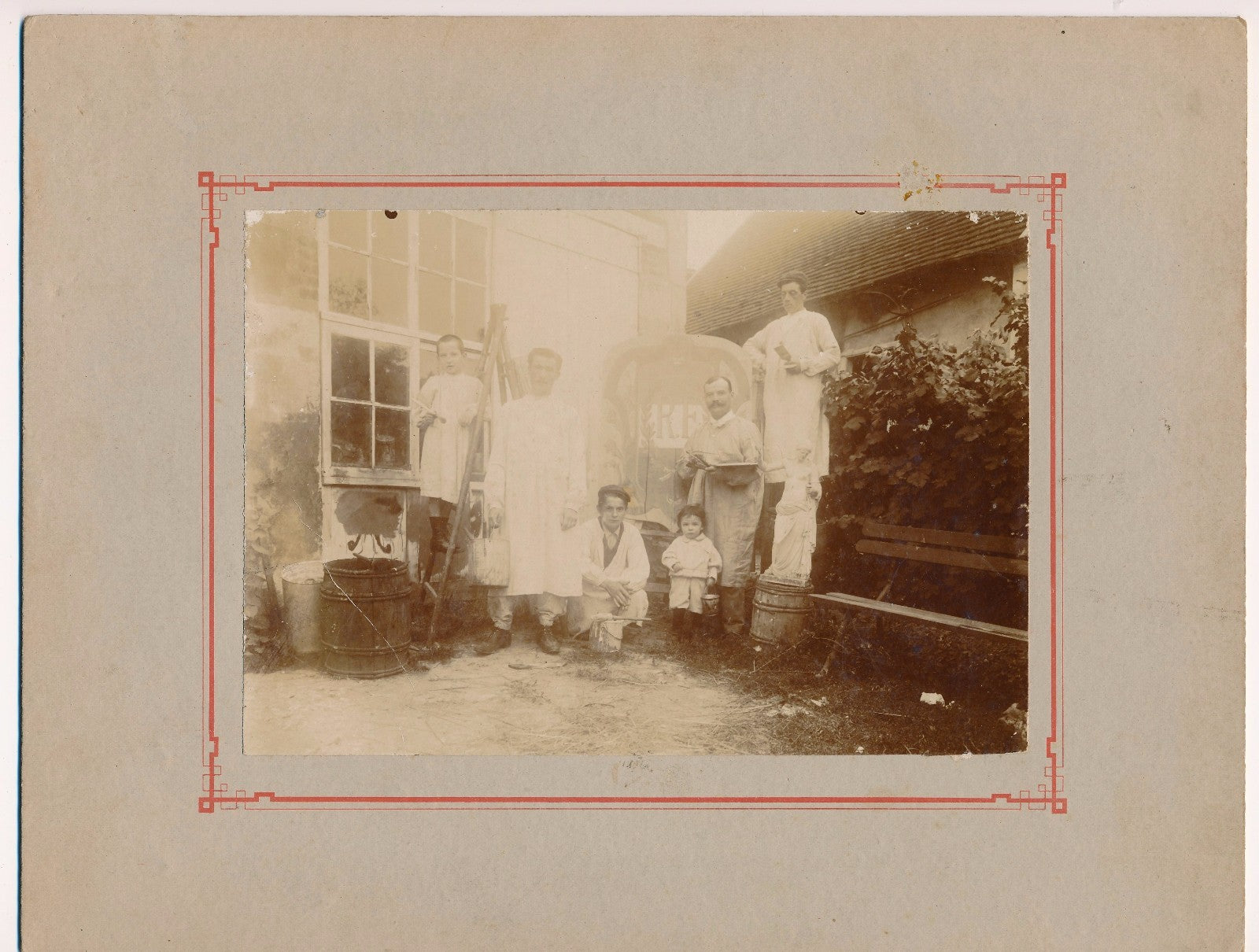 Photographie peintre enseigne petit métier tirage citrate v. 1910 enfant