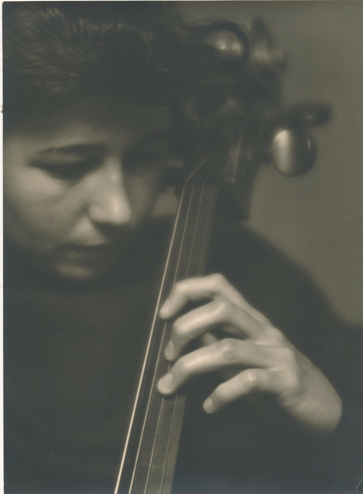 Fernand DUMEUNIER (1899-1968) photo photographie musicienne violoncelliste