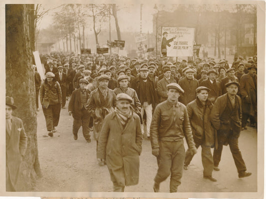 Manifestation chômeurs Plaine Saint-Denis 1932 photo photographie du pain !