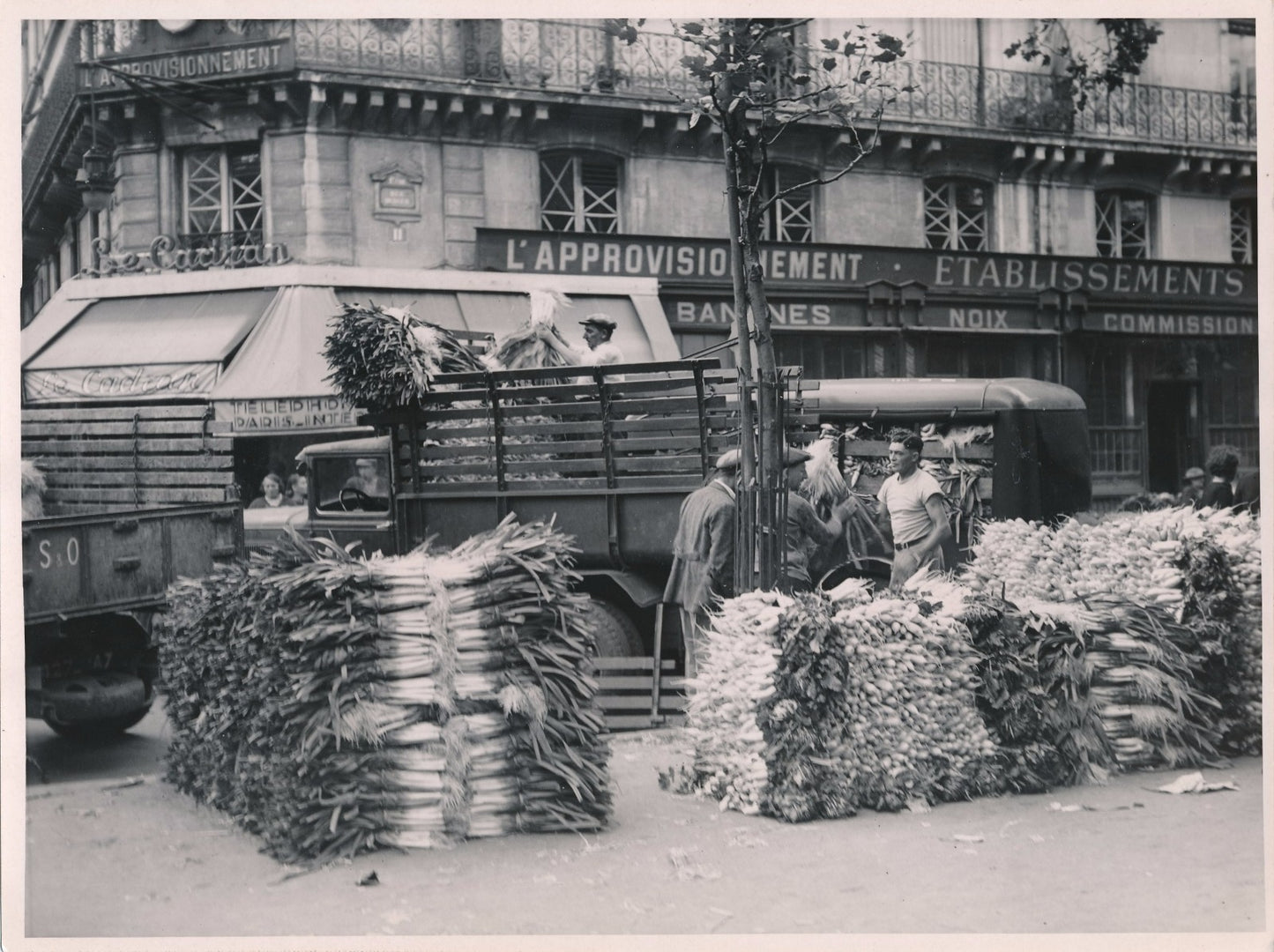 Paris 1939 argentique d'époque primeurs livraison photo