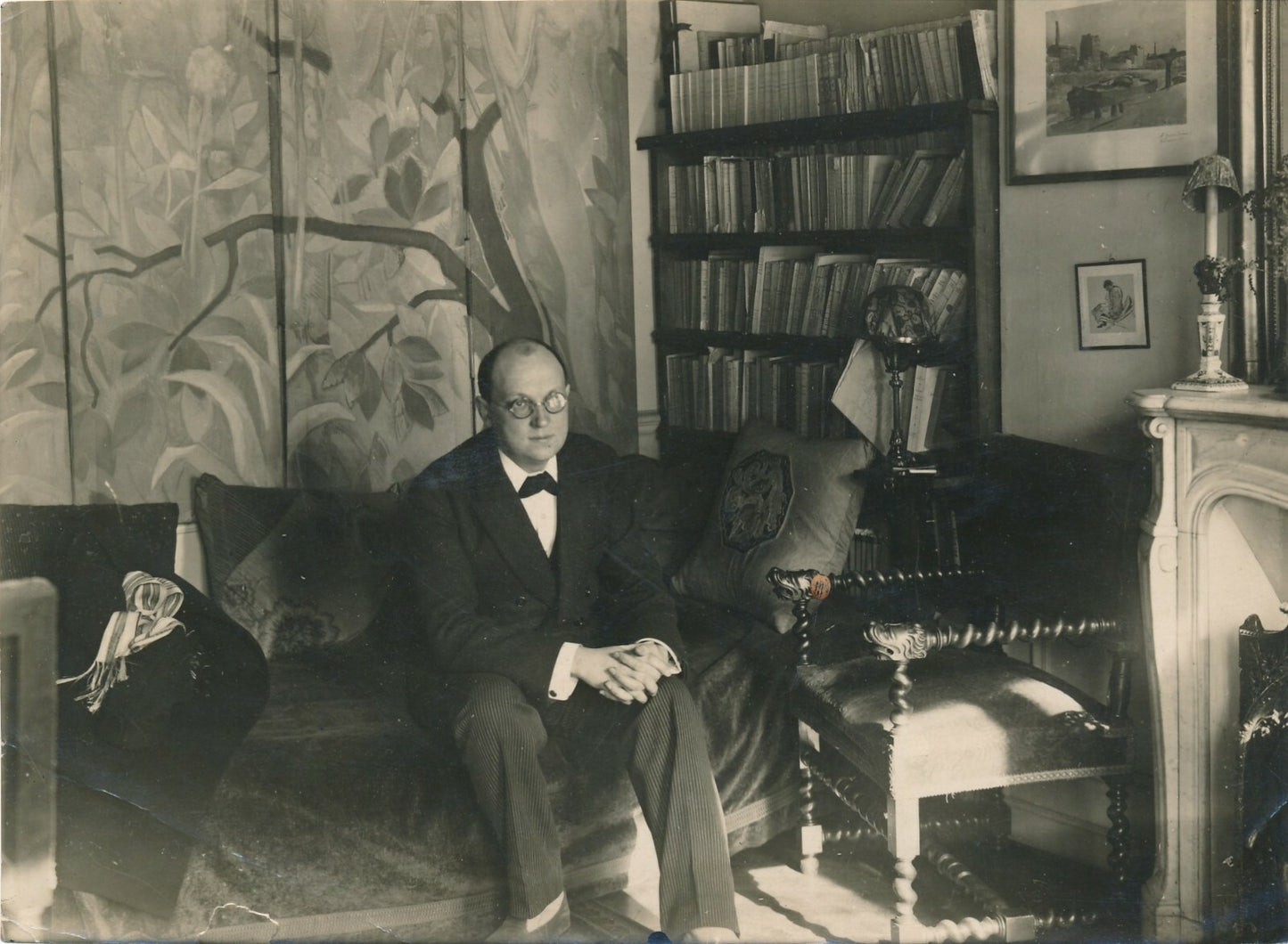 Georges Duhamel argentique époque chez lui portrait vers 1930 photographie
