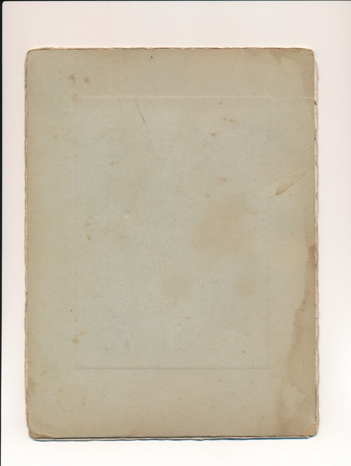 élégante portrait femme devant un son ? tableau photo photographie époque