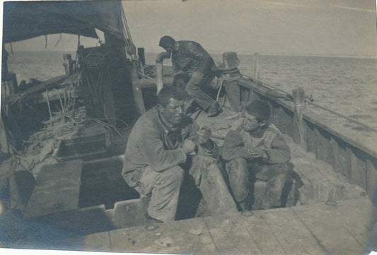 pêcheurs mer bateau visage dureté photo photographie argentique vintage v. 1910