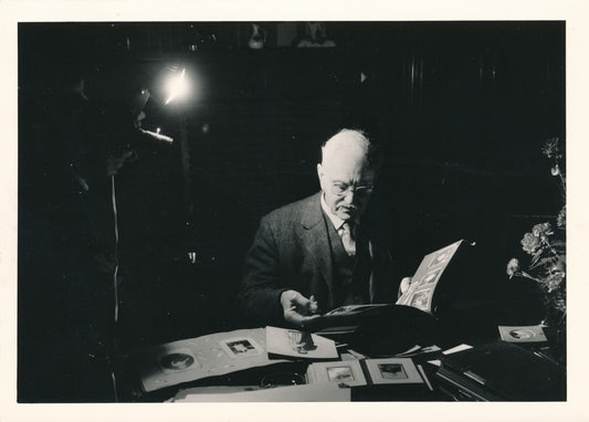 Le collectionneur de photos garde mémoire : 2 photos photographie 1966