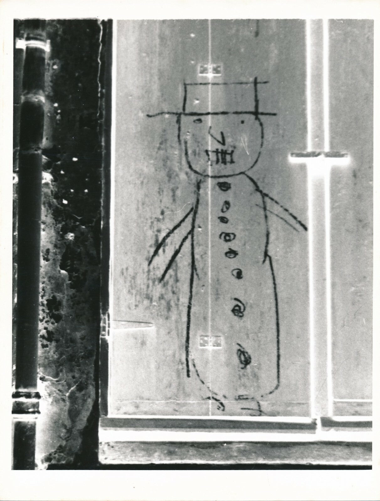 Graffiti d’enfant ? photo photographie 1950 vintage dessin