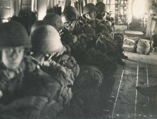 parachutiste guerre Algérie vers 1960.photo photographie avion militaria