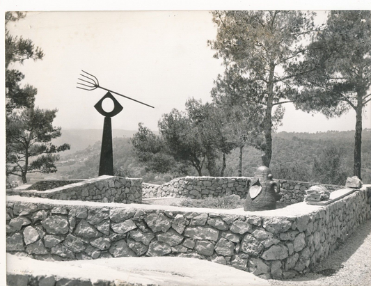 Ouverture musée Maeght Saint-Paul-de-Vence 1964 Miro photo photographie