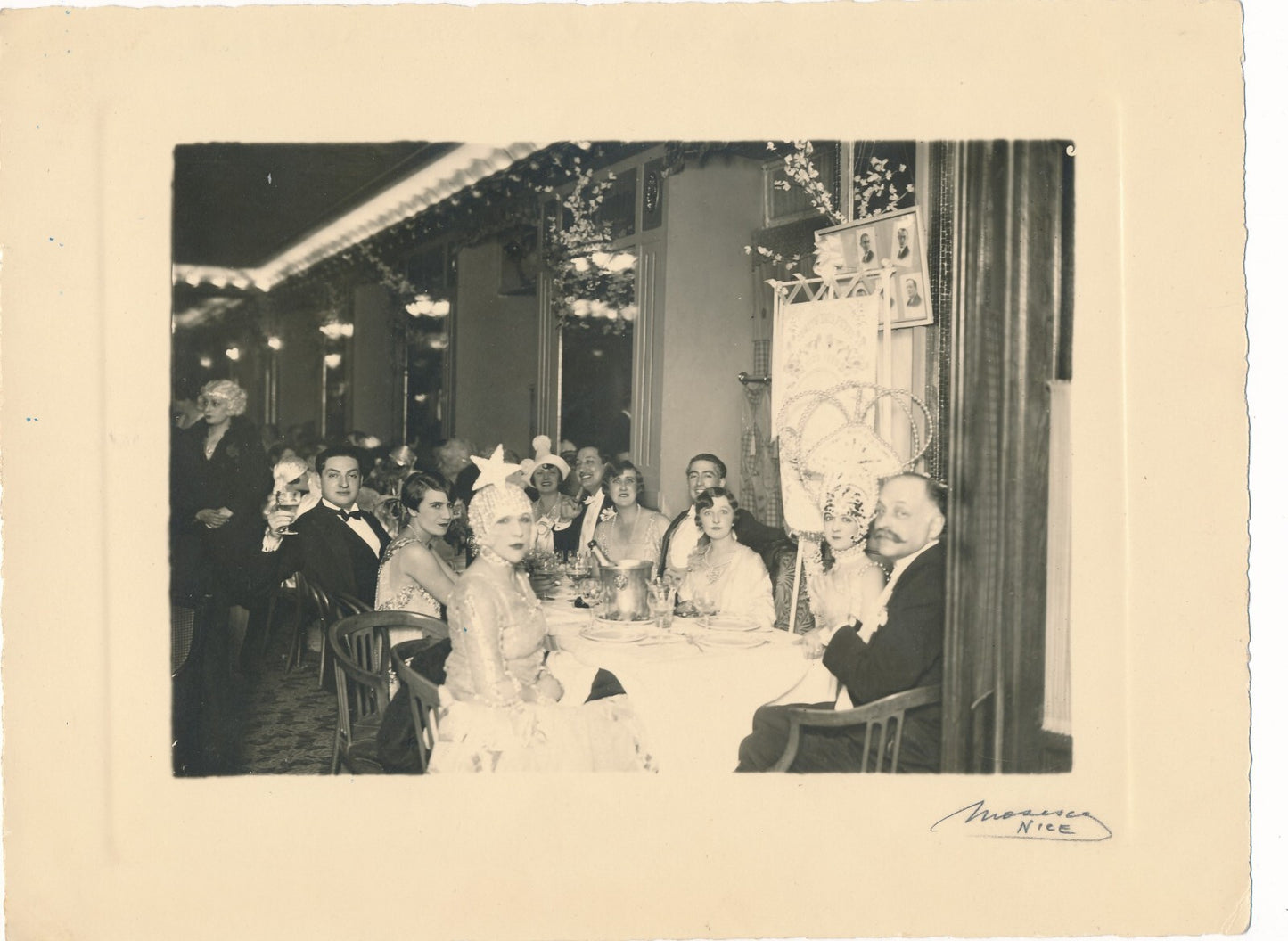 Nice fêtes 3 photographies signées MOSESCO vers 1925 et photographie Elliott