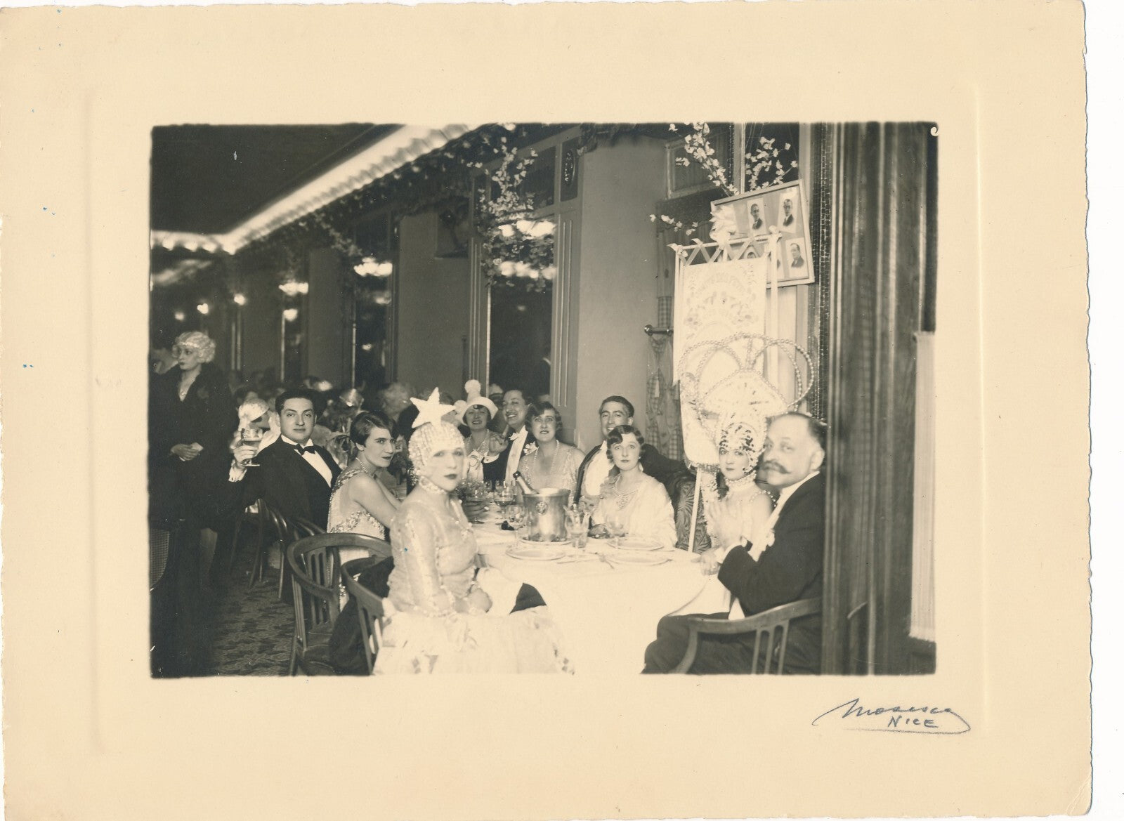 Nice fêtes 3 photographies signées MOSESCO vers 1925 et photographie Elliott