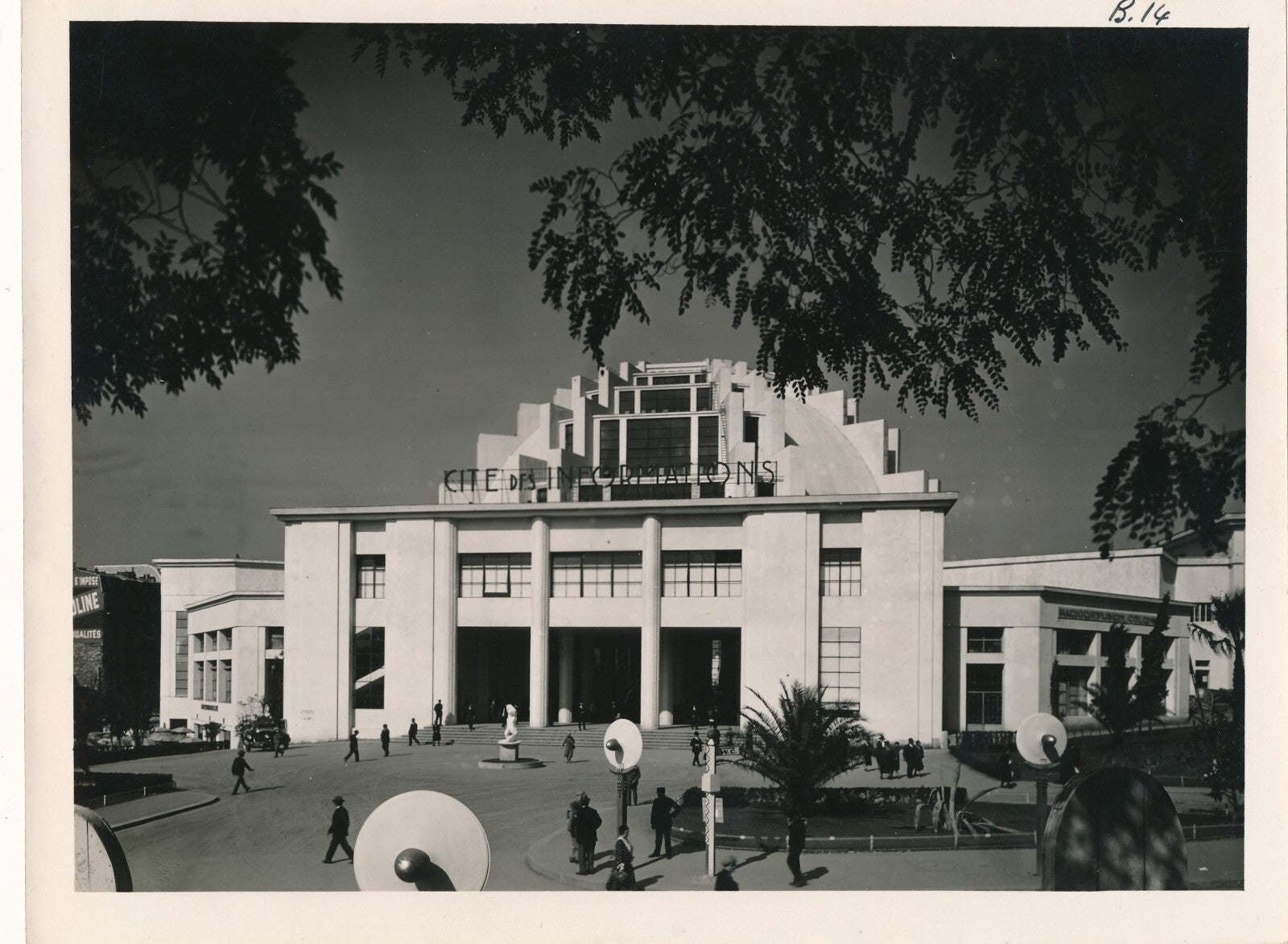 Exposition coloniale 1931 Cité Informations architecture art déco photo Le Boyer