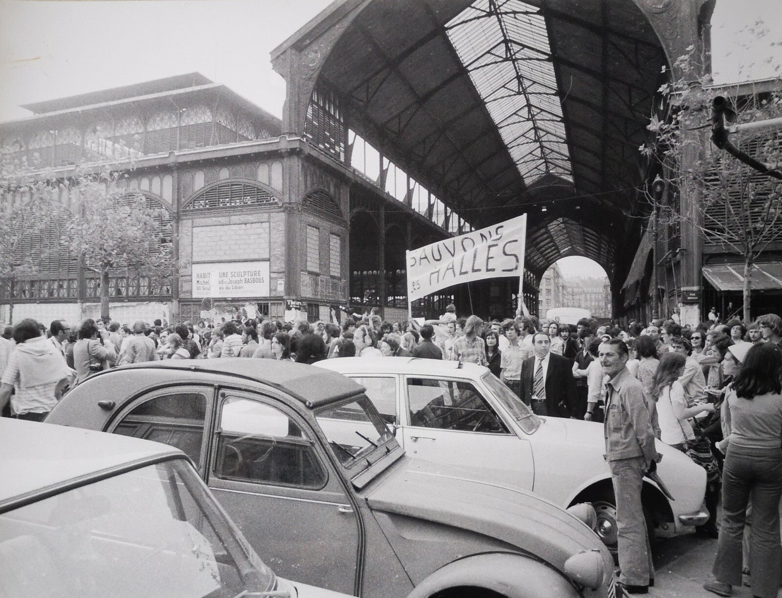 5 photo photographie  Quartier Halles vers 1970 avant destruction des Halles