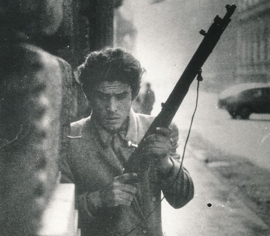 insurrection Budapest 1956 fusil homme visage photo photographie
