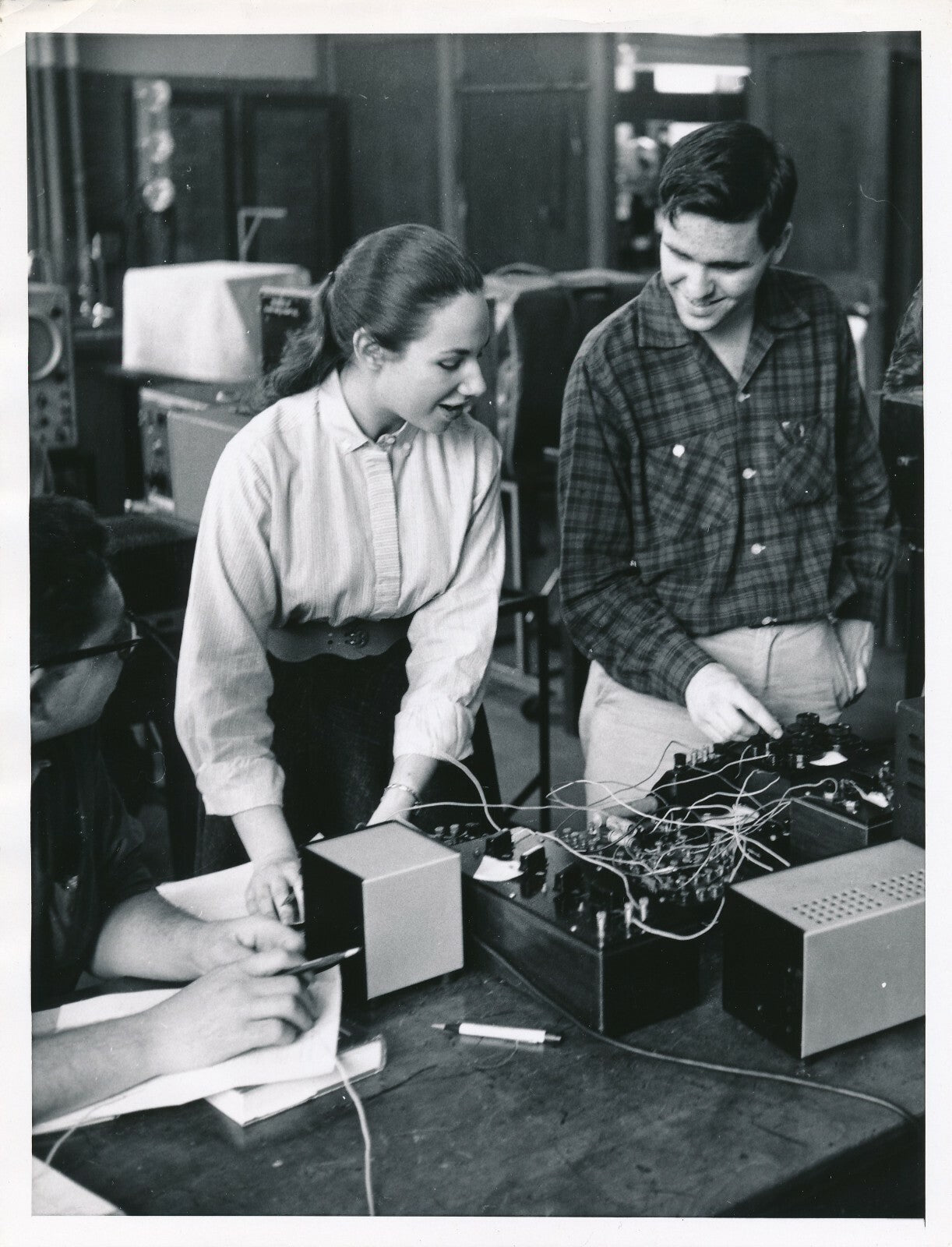 Science Expérience électricité alimentation photo photographie vintage